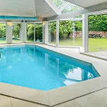 Vakantiehuis In With Sauna