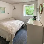 Vakantiehuis In With Sauna *