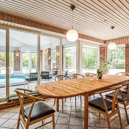 Дом отдыха In With Sauna Hojby