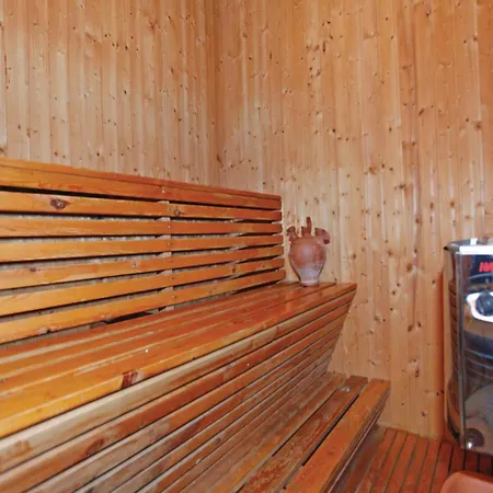 Дом отдыха In With Sauna Hojby