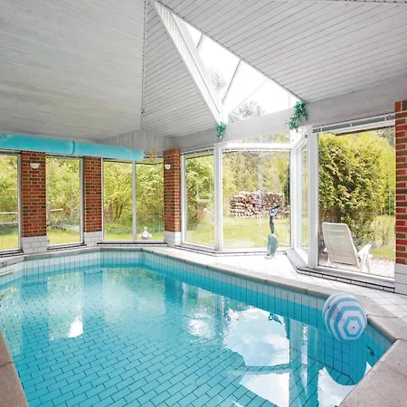 Дом отдыха In With Sauna